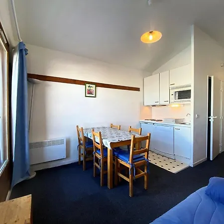 Résidence Reine Blanche - Location: Pour 4 Personnes Dans Un Quartier Calme Mae-9090