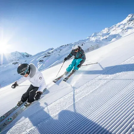 Résidence Reine Blanche - Location: Pour 4 Personnes Dans Un Quartier Calme Mae-9090 Val Thorens
