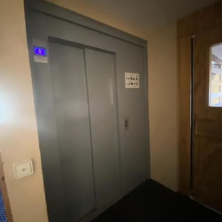 Résidence Reine Blanche - Location: Pour 4 Personnes Dans Un Quartier Calme Mae-9090 * Val Thorens