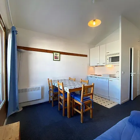 Apartment Reine Blanche - Location: Pour 4 Personnes Dans Un Quartier Calme Mae-9090 Val Thorens