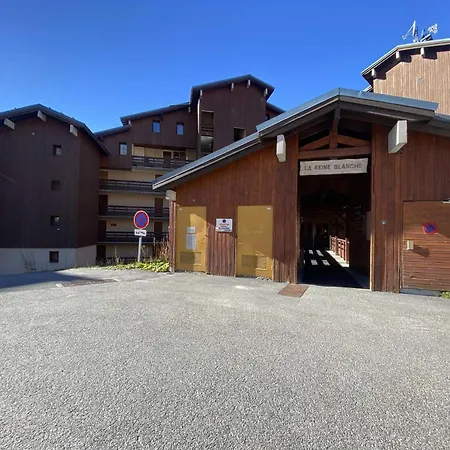 Reine Blanche - Location: Pour 4 Personnes Dans Un Quartier Calme Mae-9090